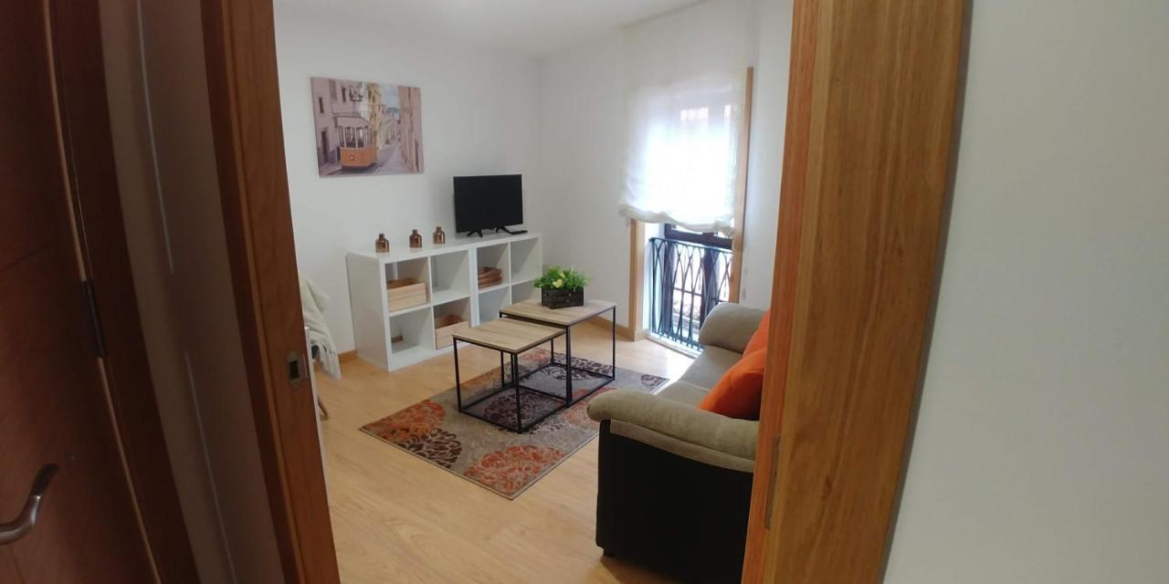 Piso Muy Luminoso En Zona Vieja Apartment Pontevedra Luaran gambar