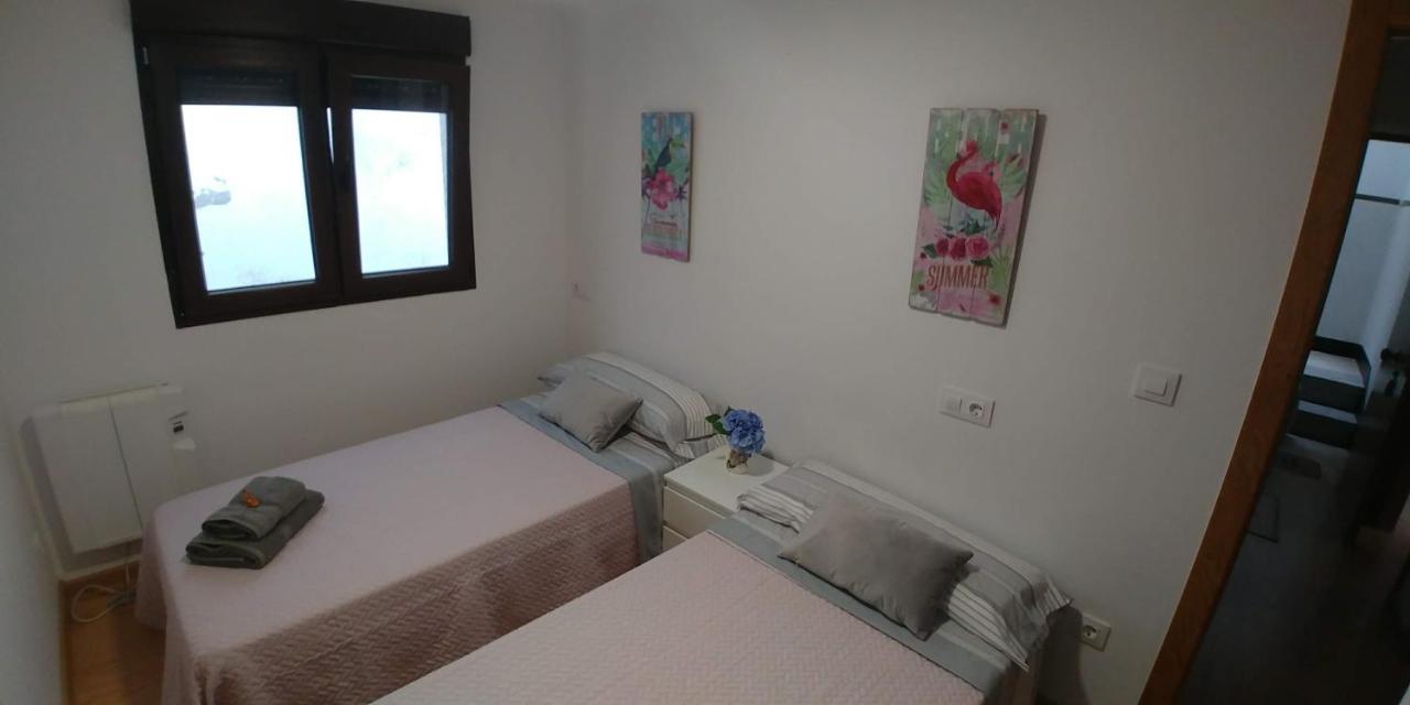 Piso Muy Luminoso En Zona Vieja Apartment Pontevedra Luaran gambar