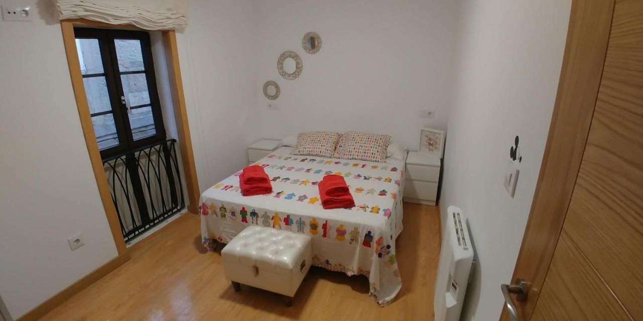 Piso Muy Luminoso En Zona Vieja Apartment Pontevedra Luaran gambar